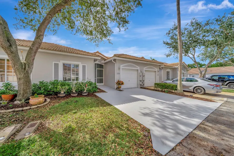 4746 SW 12th Pl, Deerfield Beach, FL 33442 - Image #2