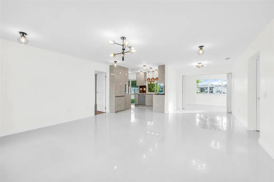 11450 NW 32nd Place, Sunrise, FL 33323 - Image #1