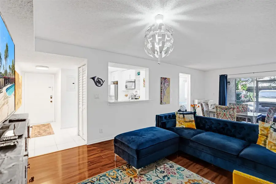 12131 Royal Palm Blvd #2E, Coral Springs, FL 33065 - Image #2