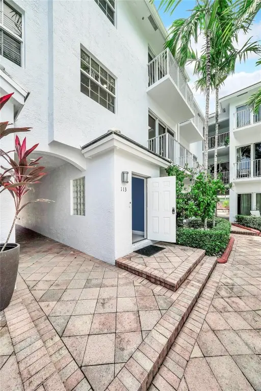 2725 NE 8 Avenue #113, Wilton Manors, FL 33334 - Image #3