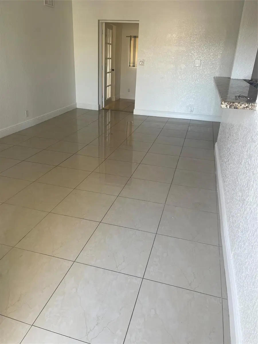 3611 NE 15th Ave, Pompano Beach, FL 33064 - Image #3