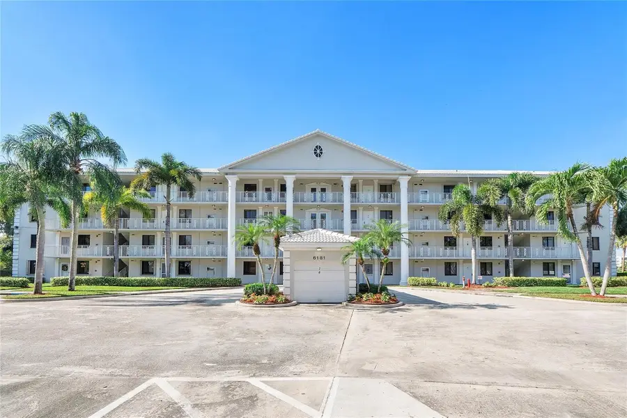 6181 Balboa Circle #403, Boca Raton, FL 33433 - Image #2