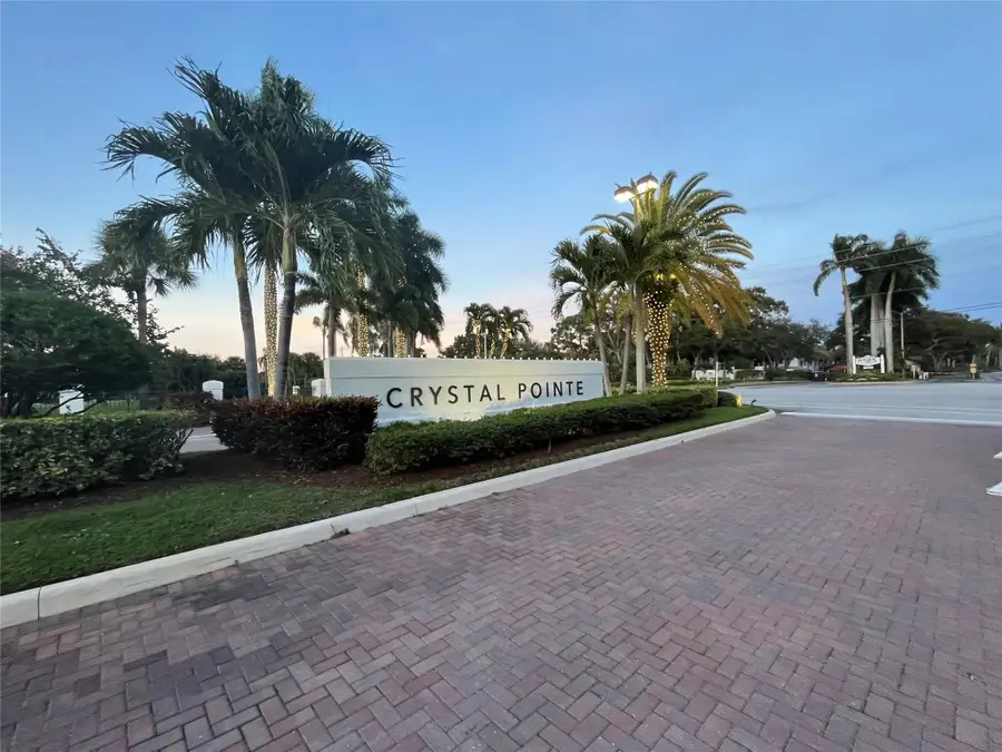 2524 La Cristal Circle, Palm Beach Gardens, FL 33410 - Image #2