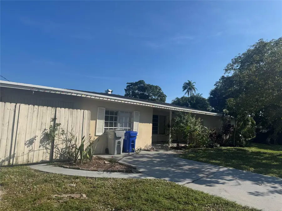 160 SE 15th Ave, Pompano Beach, FL 33060 - Image #3