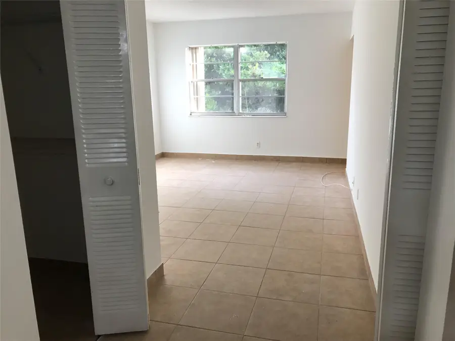 Address Withheld By Seller, Deerfield Beach, FL 33064 - Image #2