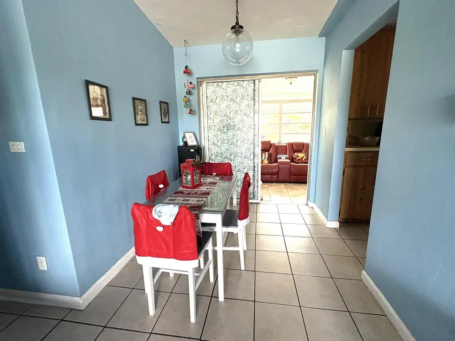 1310 NE 44th St, Pompano Beach, FL 33064 - Image #3