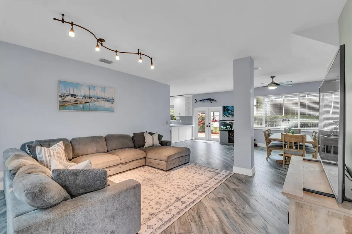 847 NW 127th Ave, Coral Springs, FL 33071 - Image #1