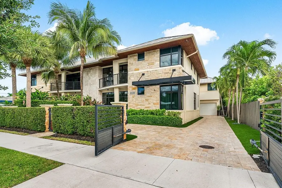 1850 NE 26th Ave #B, Fort Lauderdale, FL 33305 - Image #2