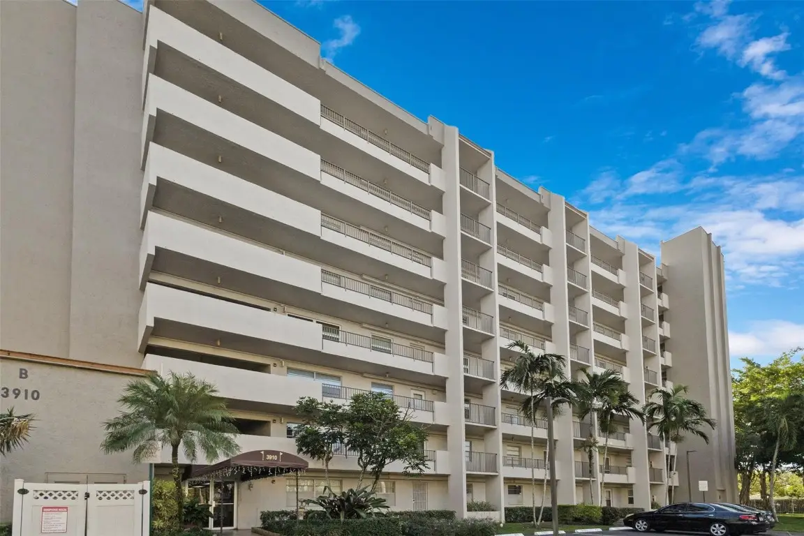 3910 Inverrary Boulevard #301B, Fort Lauderdale, FL 33319 - Image #1