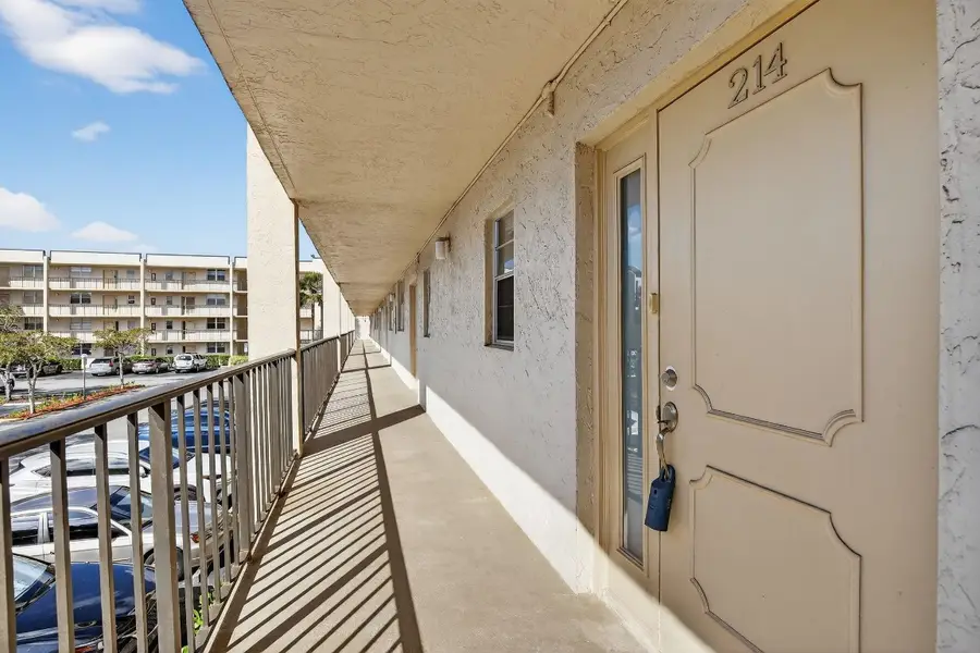 2571 Aragon Boulevard #214, Sunrise, FL 33322 - Image #3
