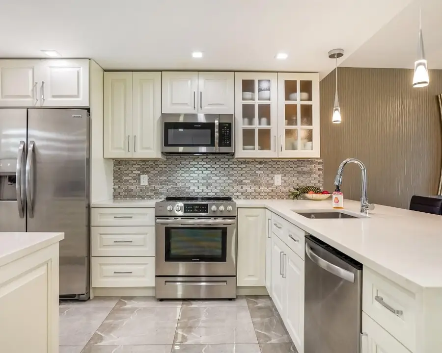 3510 Oaks Way #306, Pompano Beach, FL 33069 - Image #2