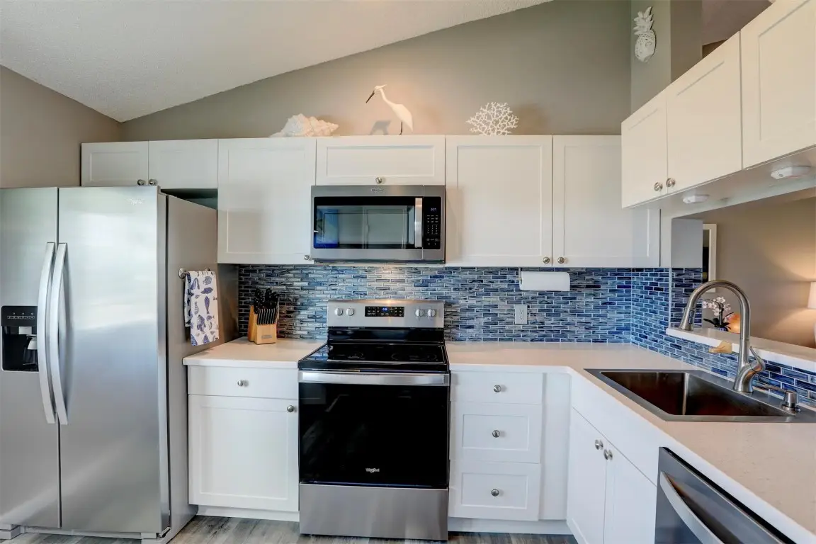 5725 Pelican Pointe Drive #4, Sebastian, FL 32958 - Image #1