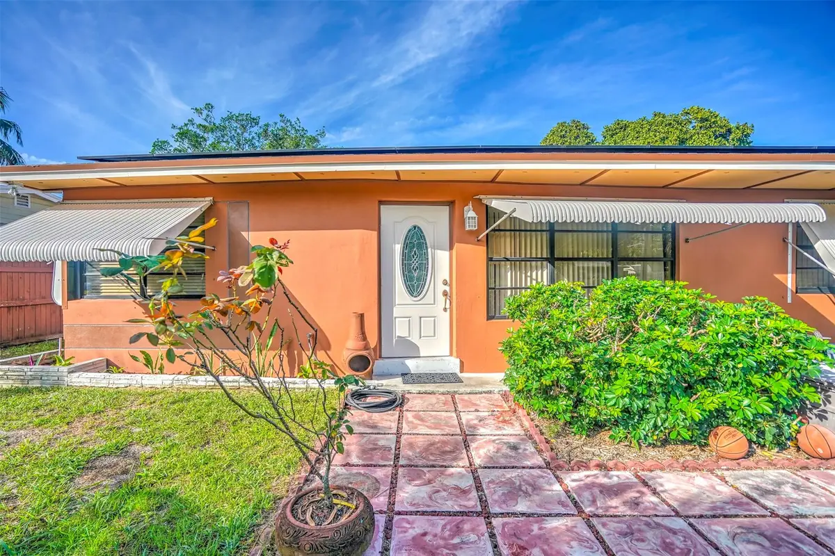 4271 NE 11th Ter, Pompano Beach, FL 33064 - Image #1
