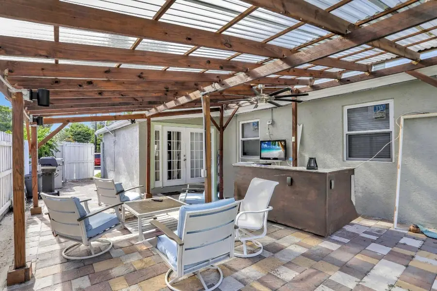 5332 NE 15th Avenue, Pompano Beach, FL 33064 - Image #2