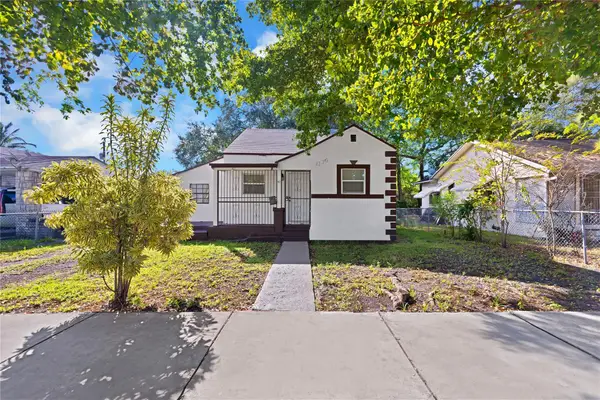 1114 NW 39th St, Miami, FL 33127