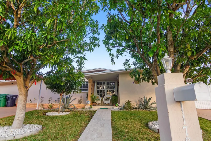 17211 SW 119th Ct, Miami, FL 33177 - Image #2