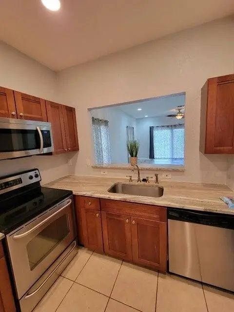 197 NW Eller St, Deerfield Beach, FL 33441 - Image #3