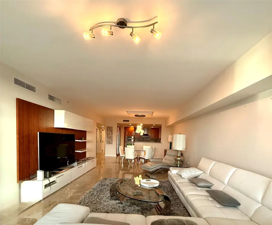 45 Hendricks Isle #403, Fort Lauderdale, FL 33301 - Image #3