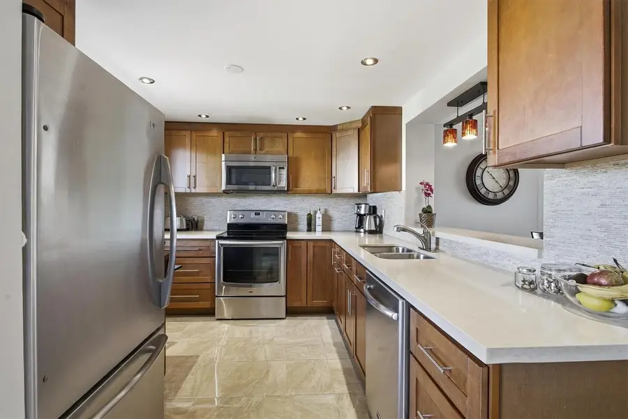 311 SE 3rd Street #410, Dania Beach, FL 33004 - Image #2