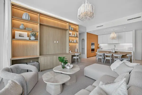 2311 SE 17th St #204, Fort Lauderdale, FL 33316