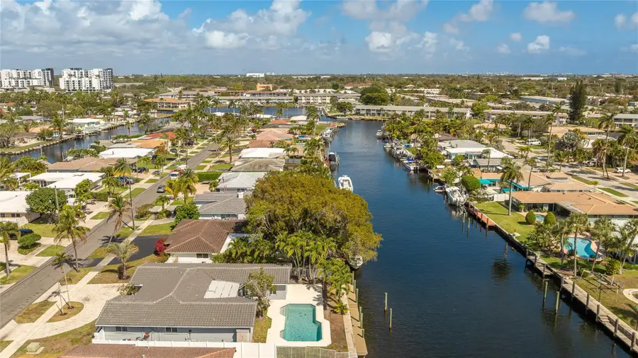 360 SE 5th Avenue, Pompano Beach, FL 33060 - #3