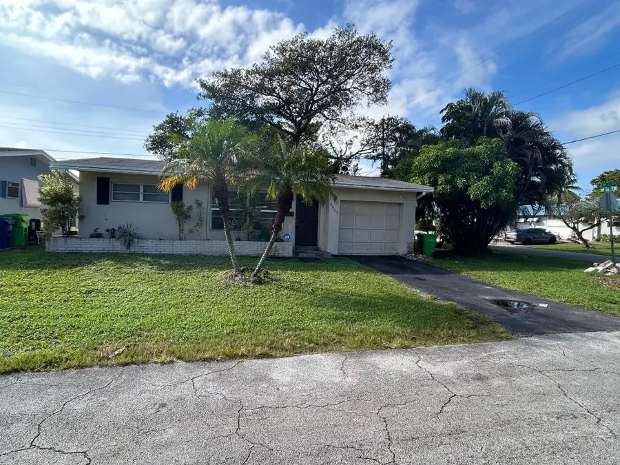 6828 NW 30th Street, Sunrise, FL 33313 - Image #2