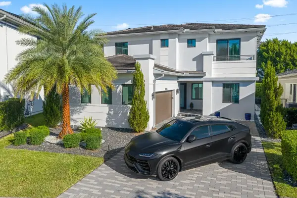 10985 Oceano Way, Parkland, FL 33076