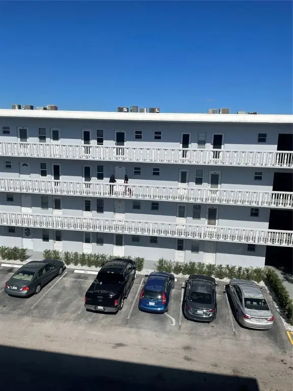 604 NE 2nd Street #231, Dania Beach, FL 33004 - Image #1