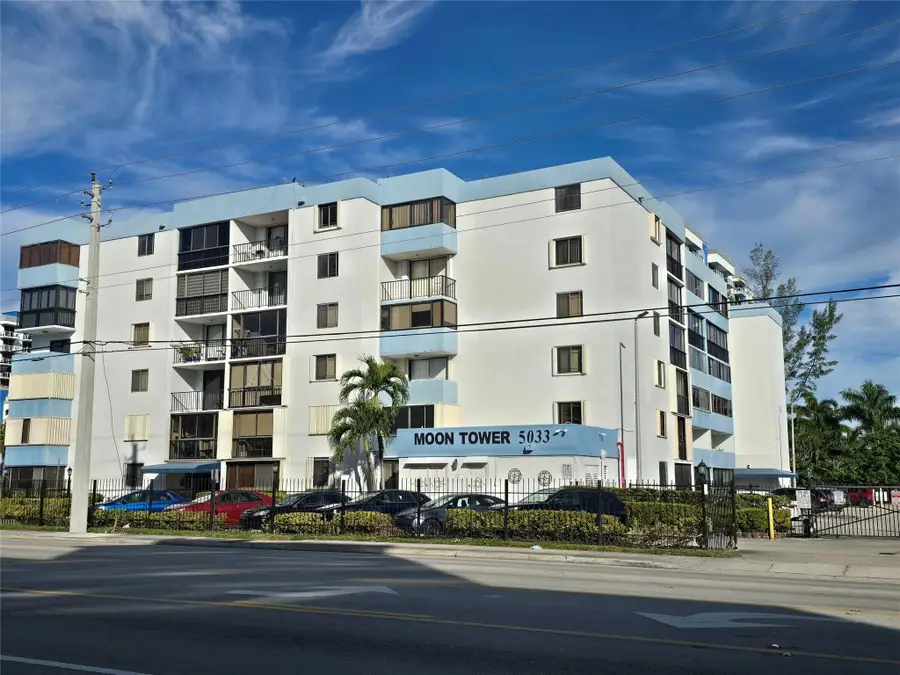 5033 NW 7th St #508, Miami, FL 33126 - Image #3