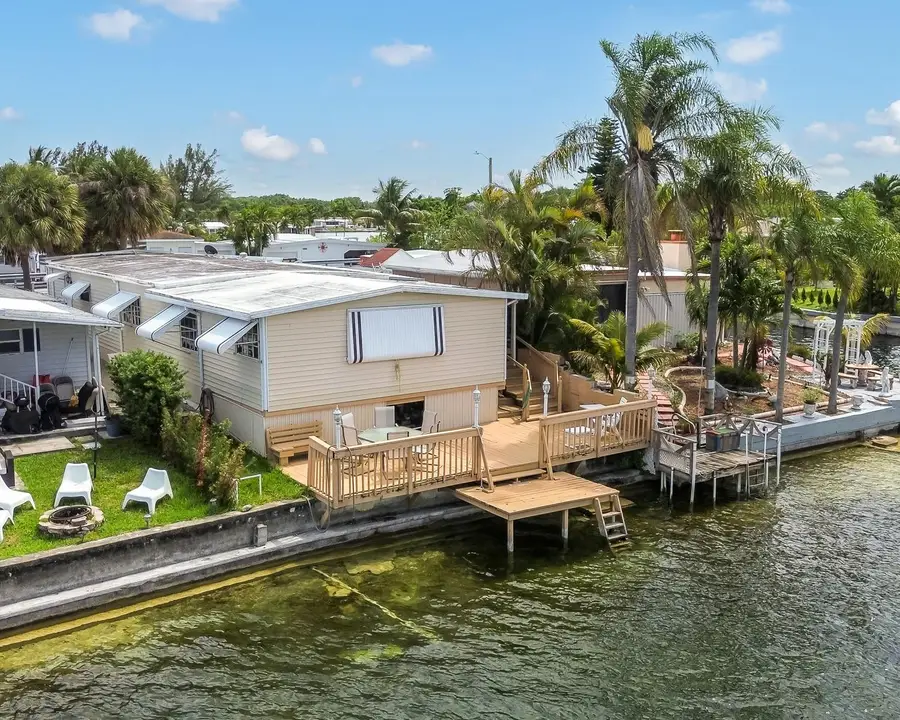 3033 Lakeshore Dr, Dania Beach, FL 33312 - Image #3
