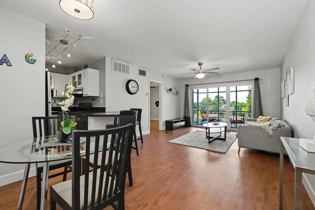 3000 NE 16th Ave #305, Oakland Park, FL 33334 - Image #1