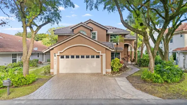 608 Misty Oaks Lane, Pompano Beach, FL 33069