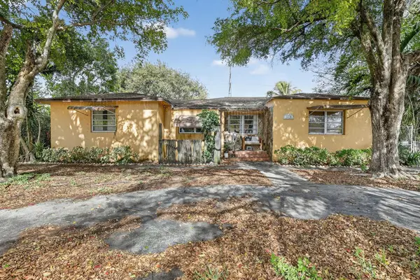 2619 Arthur St, Hollywood, FL 33020