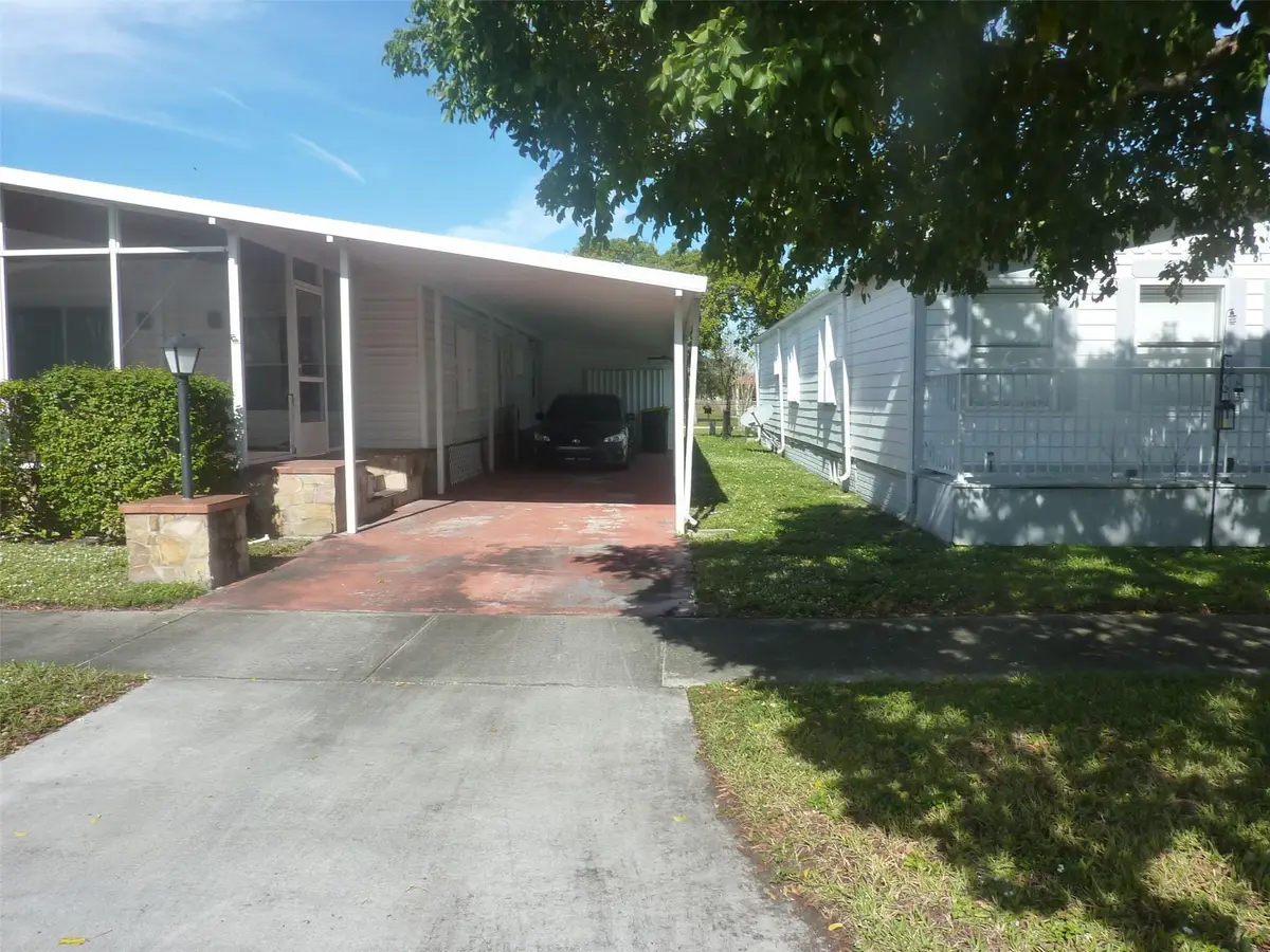 2945 SW 53rd St, Fort Lauderdale, FL 33312 - Image #1