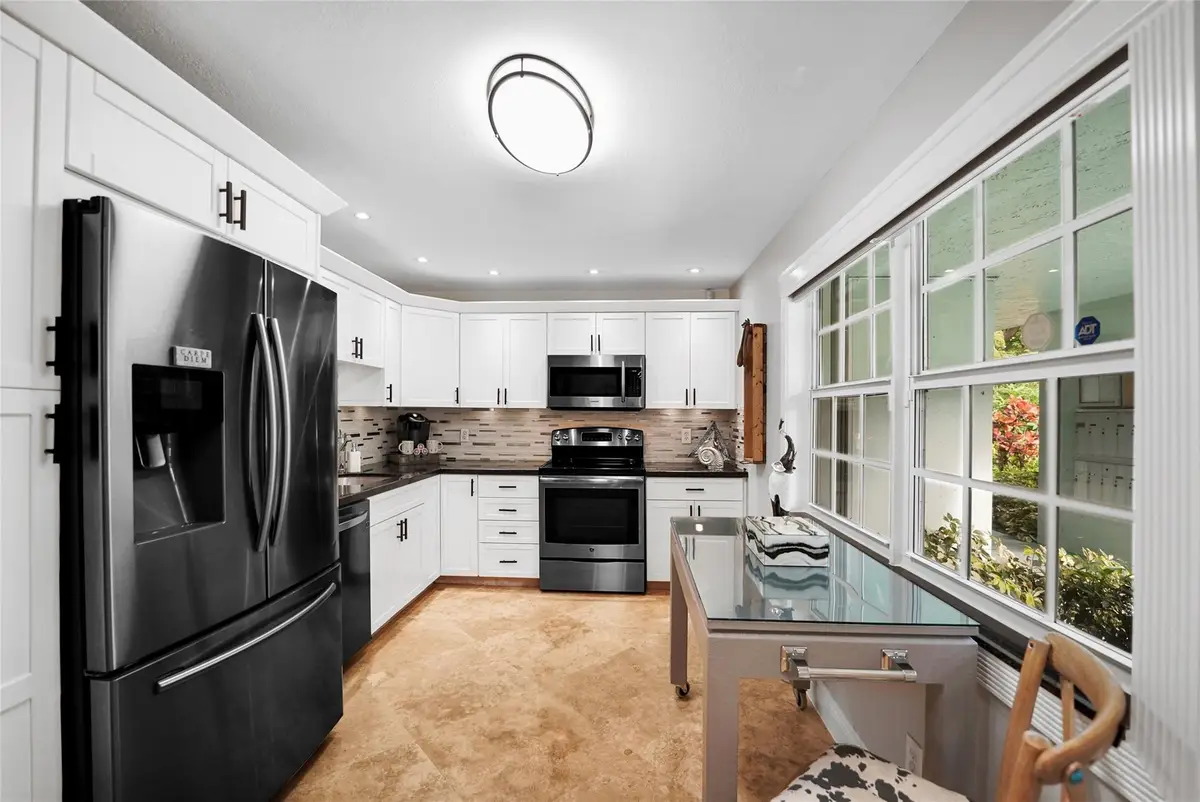 933 Cypress Grove Dr #102, Pompano Beach, FL 33069 - Image #1