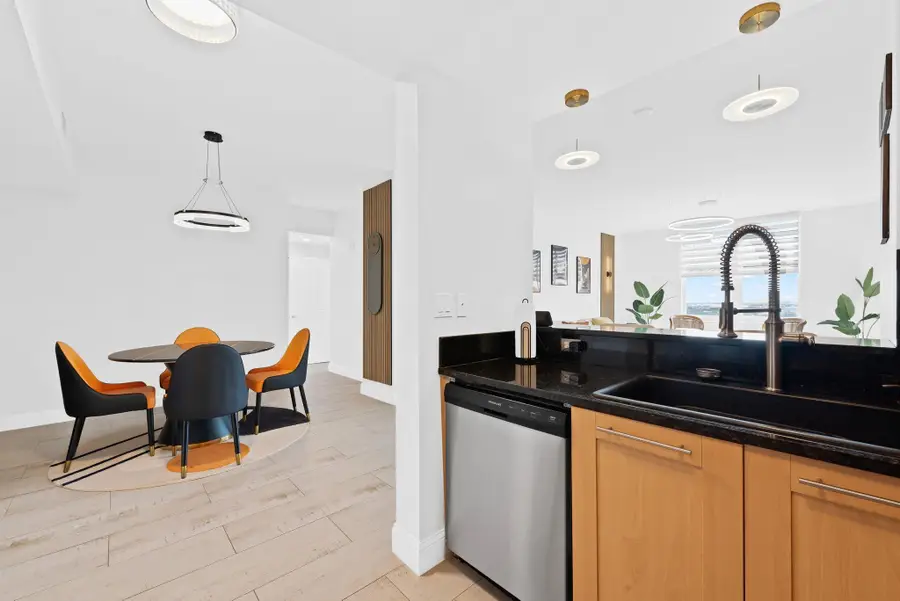 511 SE 5th Ave #1709, Fort Lauderdale, FL 33301 - Image #3