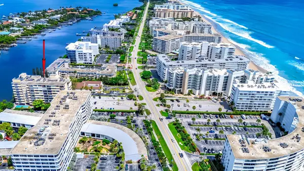 3581 S Ocean Boulevard #3B, South Palm Beach, FL 33480