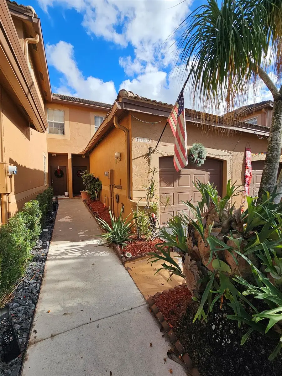 1498 Barcelona Way #3-21, Fort Lauderdale, FL 33327 - Image #2