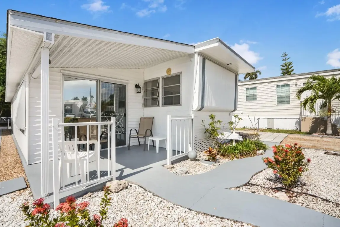 8573 SW 16th Street, Davie, FL 33324 - #1