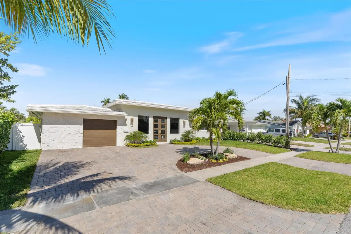 841 SE 5th Ter, Pompano Beach, FL 33060 - Image #1