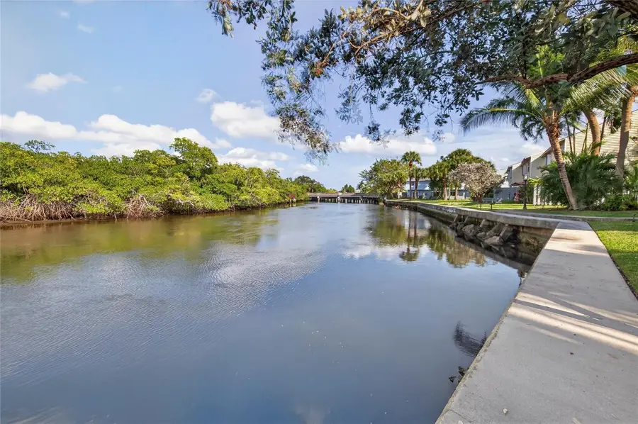 1921 NE 15th Avenue, Fort Lauderdale, FL 33305 - Image #3