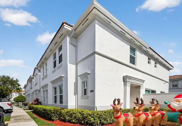 4197 SW 157th Ave #164, Hollywood, FL 33027