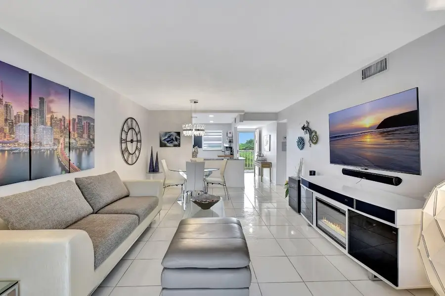 2615 NE 3rd Court #411, Boynton Beach, FL 33435 - #3