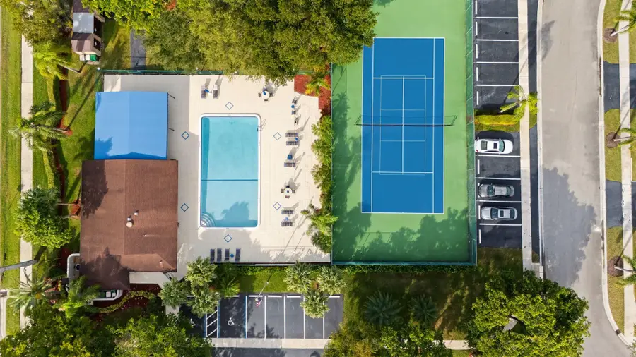 6167 Nw 91st Avenue, Tamarac, FL 33321 - Image #2