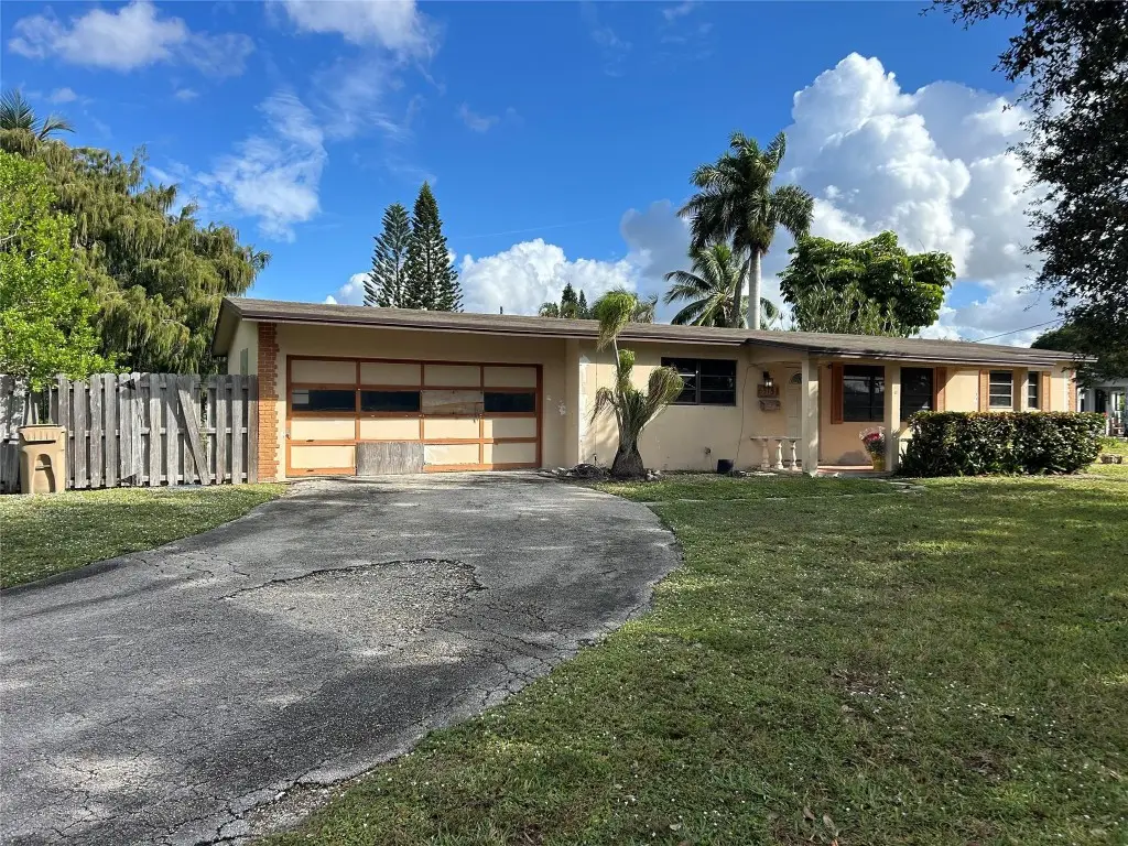 5751 SW 55th Street, Davie, FL 33314 - #1