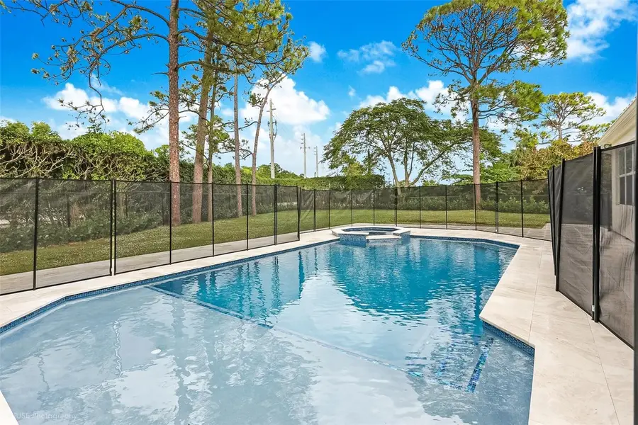 12901 Marsh Pointe Way, Palm Beach Gardens, FL 33418 - Image #3