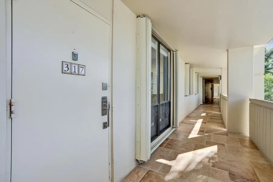 132 Lakeshore Drive #317, North Palm Beach, FL 33408 - Image #3