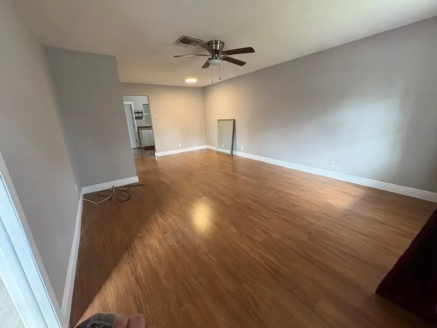 5401 - 5405 17th Ct, Lauderhill, FL 33313 - Image #3