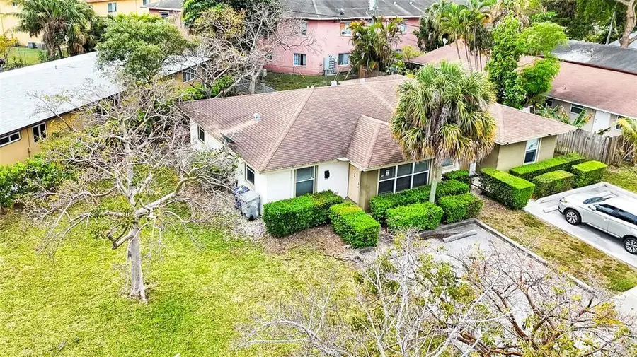 330 SW Avondale Drive, Pompano Beach, FL 33060 - #2