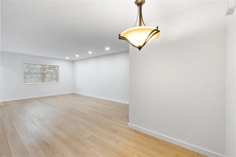 2426 SE 17th St #207A, Fort Lauderdale, FL 33316 - Image #3